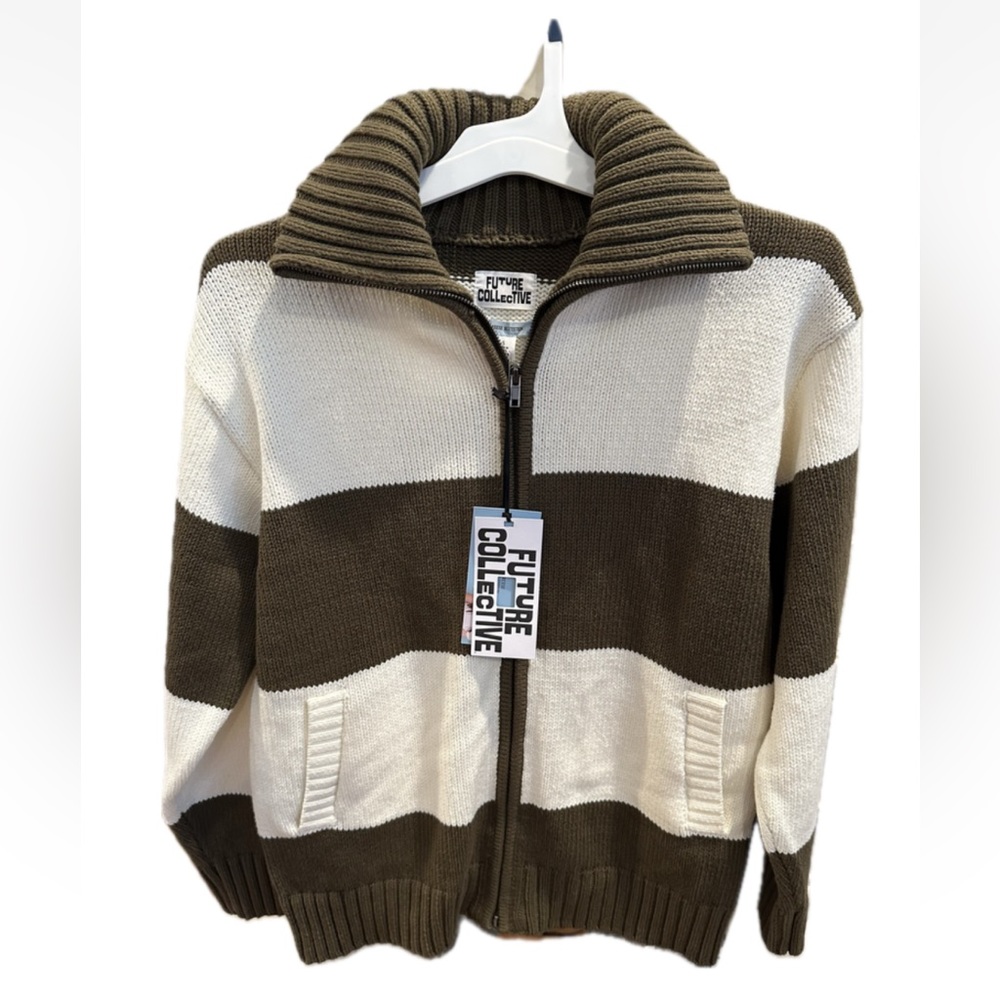 NWT Women’s Small Long-Sleeve Zip-Up Collared Cardigan from Future Collective™l